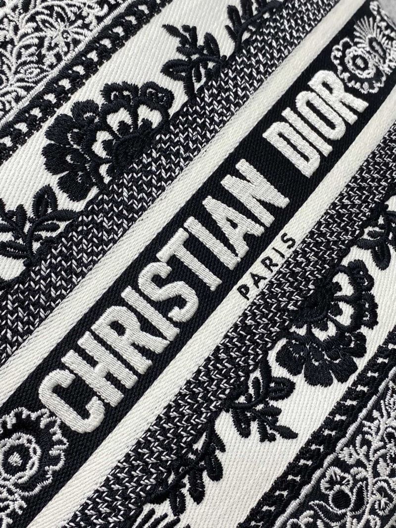 Christian Dior Shopping Bags